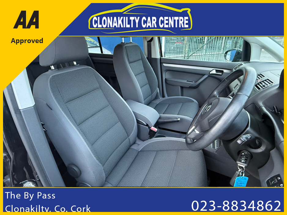 2012 Volkswagen Touran - image 11