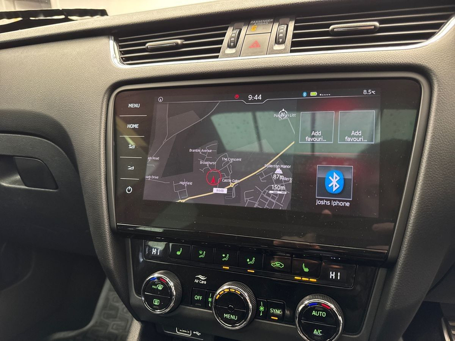 2018 Skoda Octavia - image 17