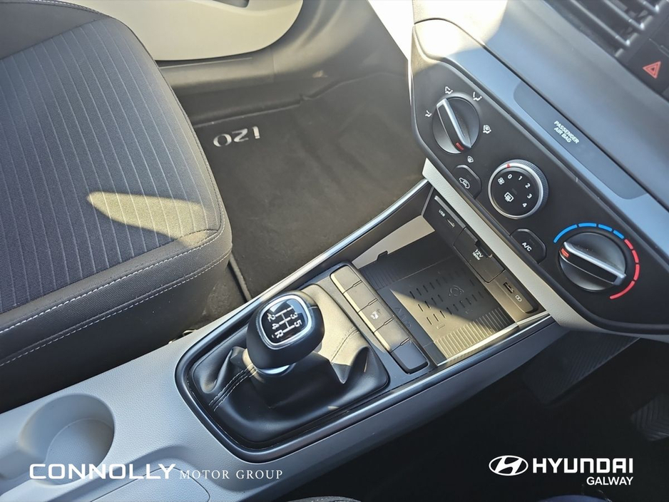 2023 Hyundai i20 - image 14