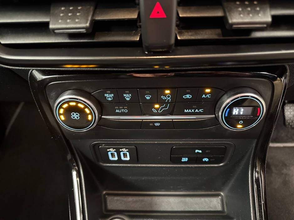 2020 Ford Ecosport - image 19
