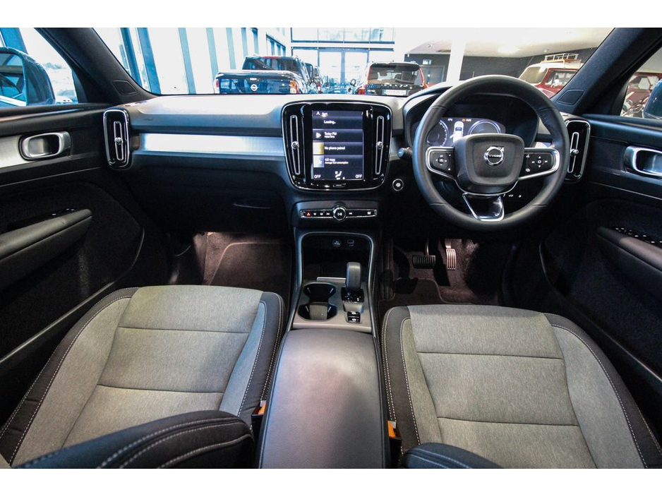 2023 Volvo XC40 RECHARGE T4 CORE 1.5 PHEV €36,899