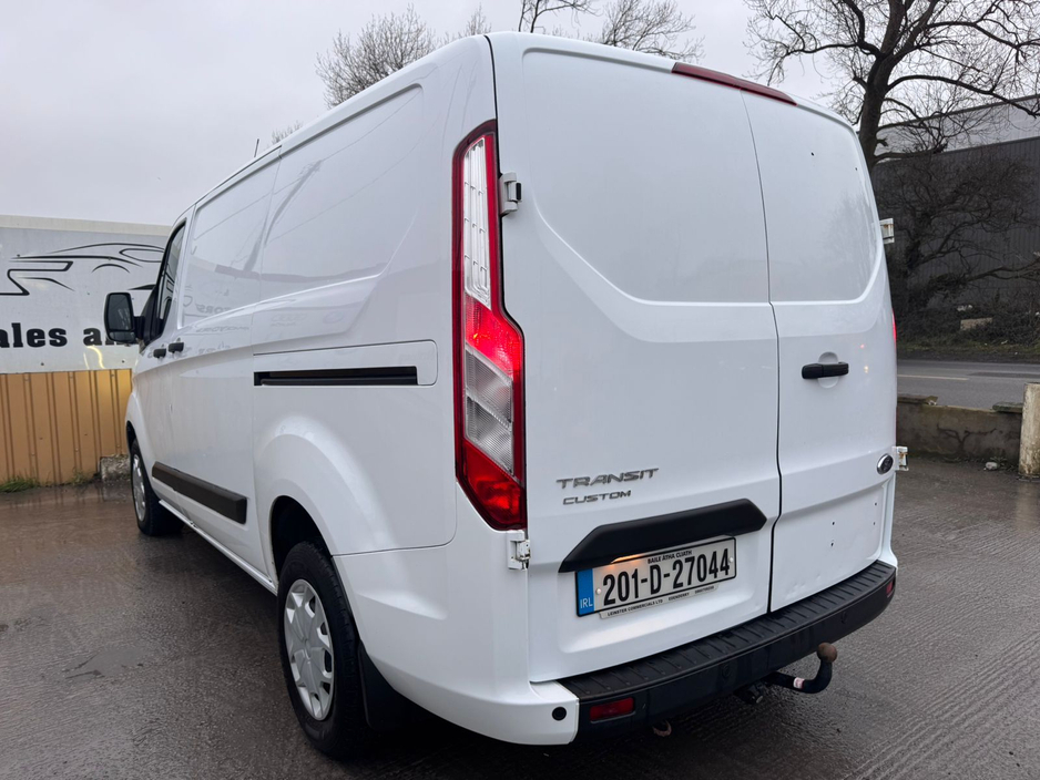 2020 Ford Transit Custom - image 7