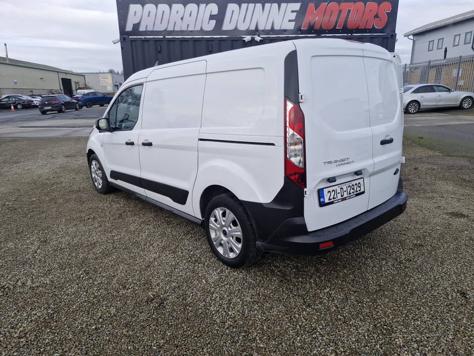 2022 Ford Transit Connect - image 2