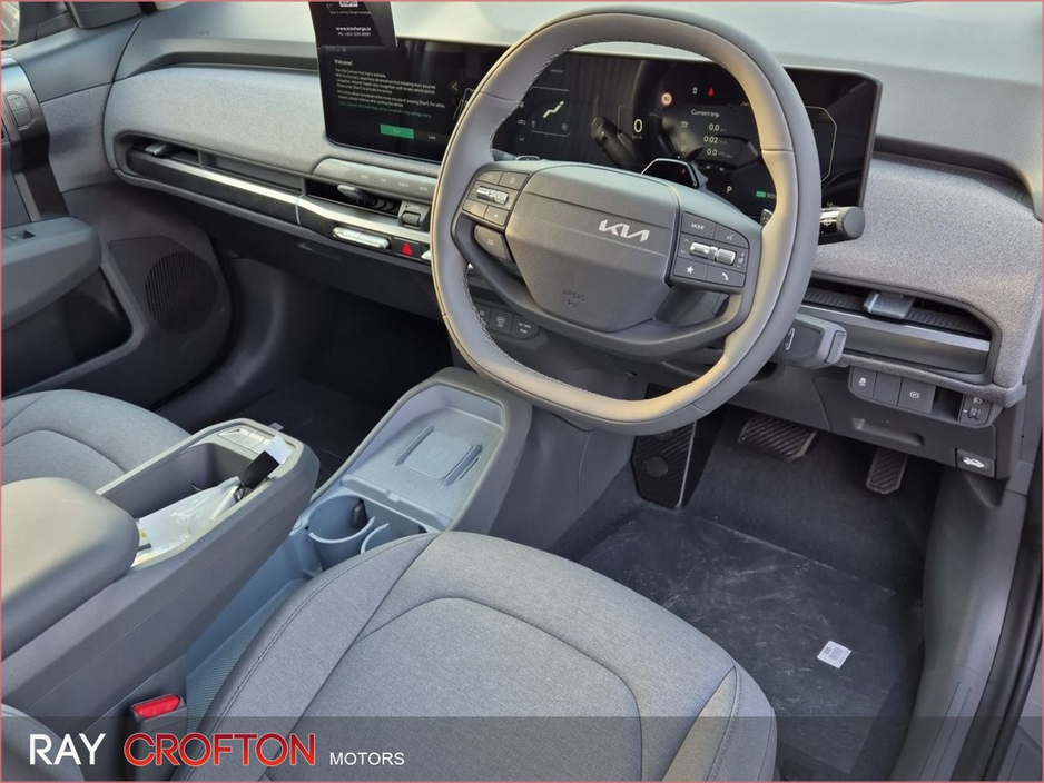 2026 Kia EV3 - image 2