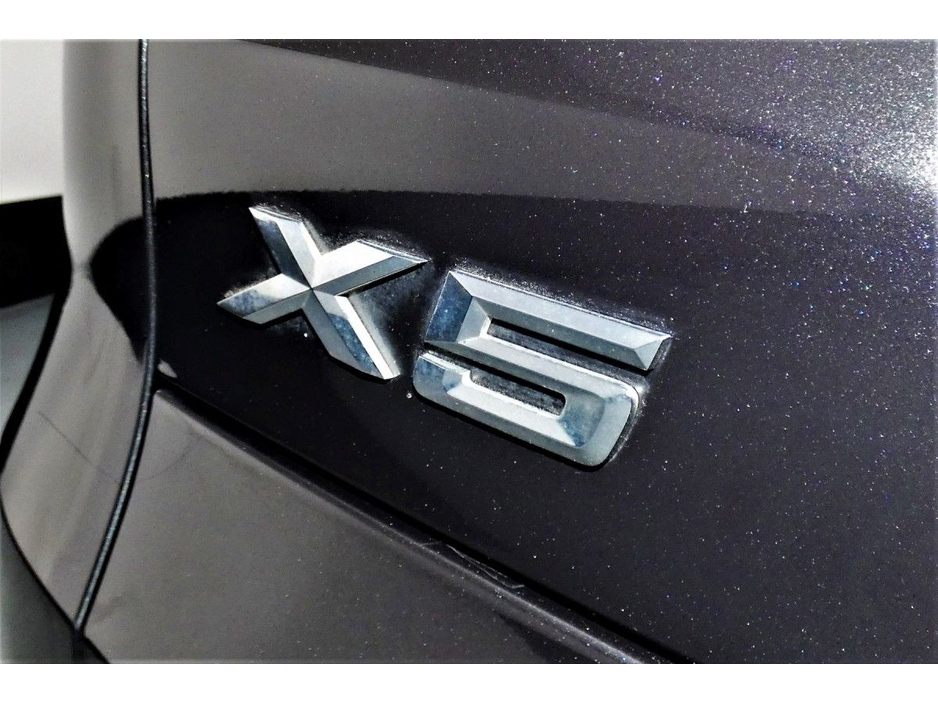 2020 BMW X5 - image 30