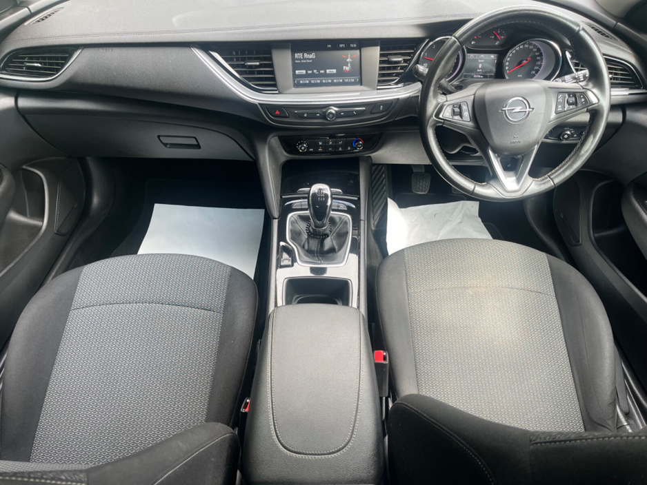 2018 Opel Insignia 1.6 (110PS) Turbo D ecoTEC SC €8,950