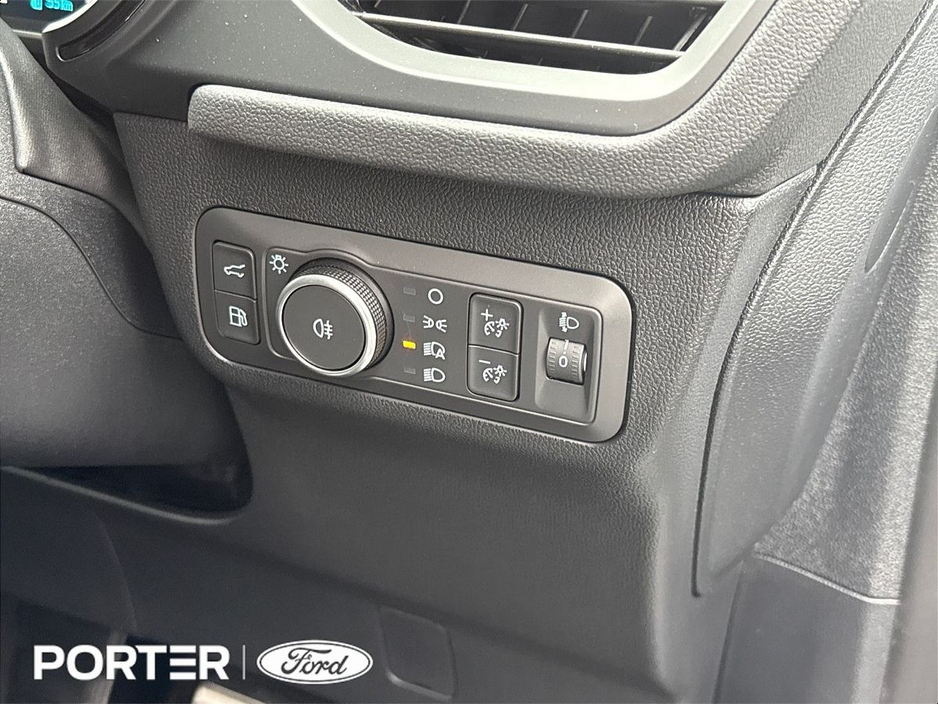 2026 Ford Kuga - image 24