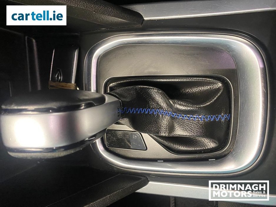 2018 Renault Megane - image 15