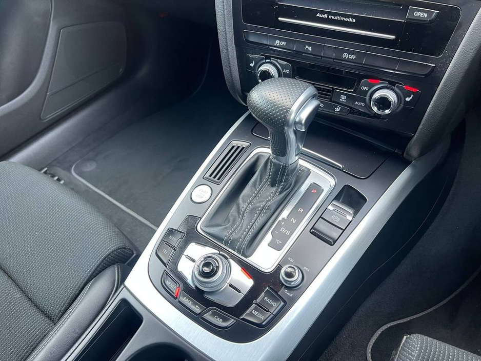2015 Audi A4 - image 11