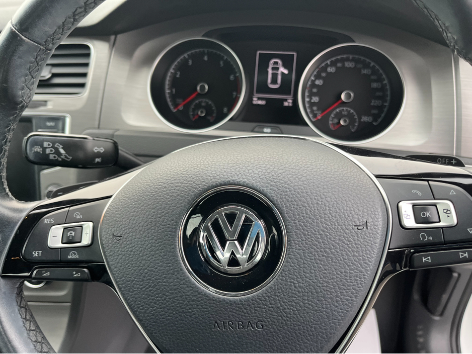 2015 Volkswagen Golf 1.2 TSI 5DR AUTO LOW KMS