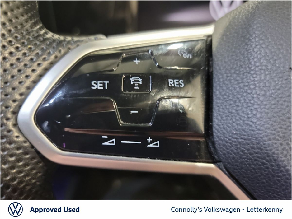 2021 Volkswagen Golf 1.5 TSI 130HP R-Line €25,750