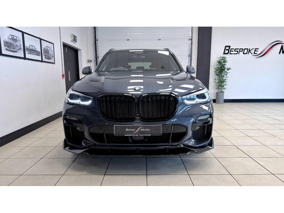 2019 BMW X5 - image 9