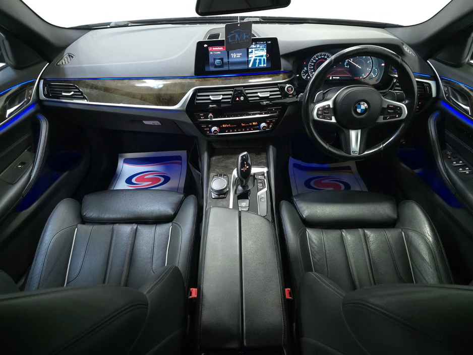 2017 BMW 5 Series - image 15