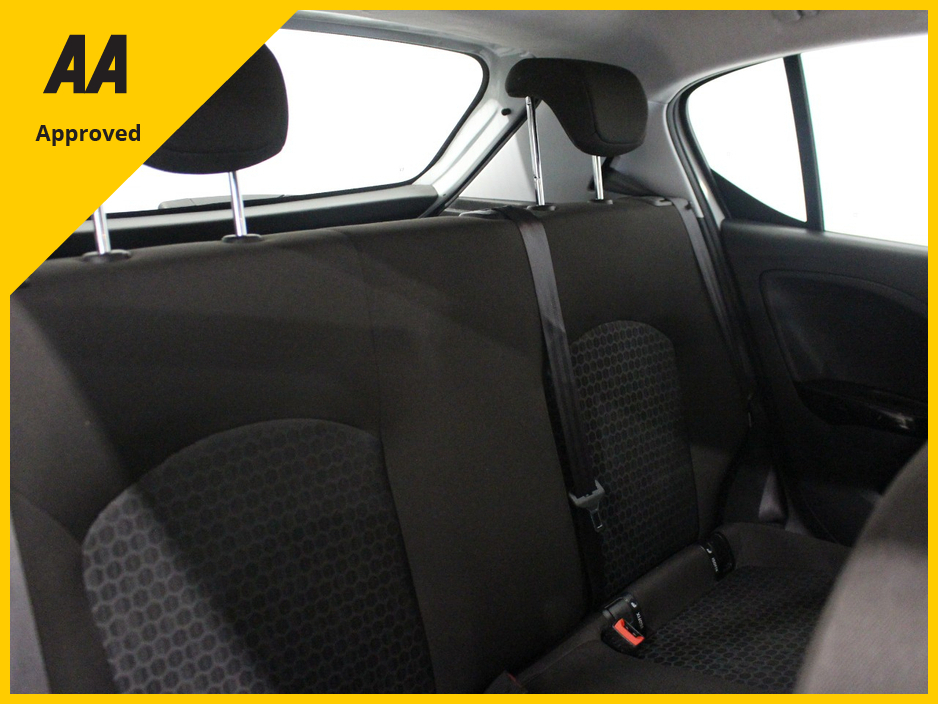 2017 Opel Corsa - image 9