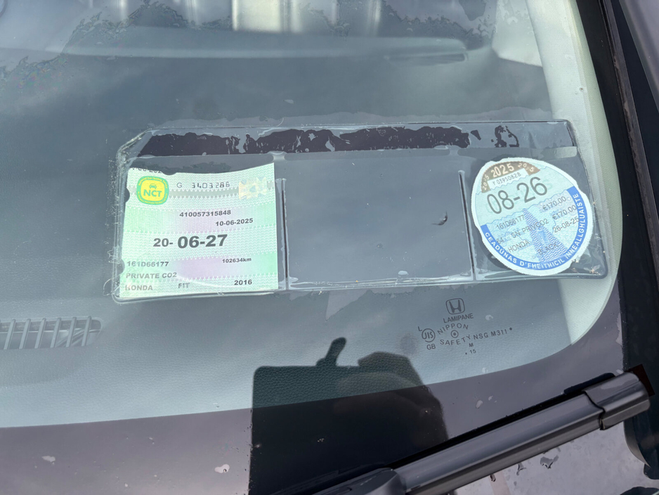 2016 Honda Fit - image 9