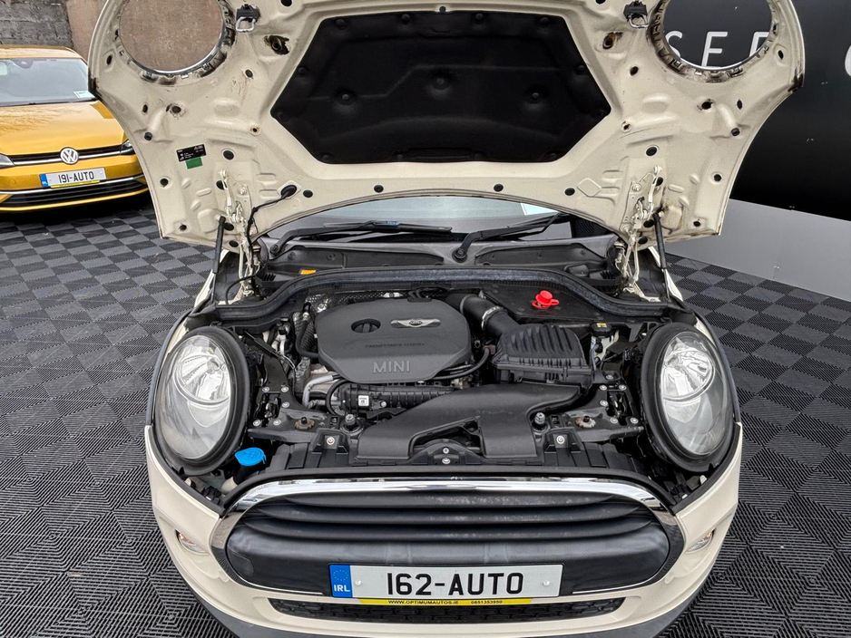 2016 MINI Cooper - image 8
