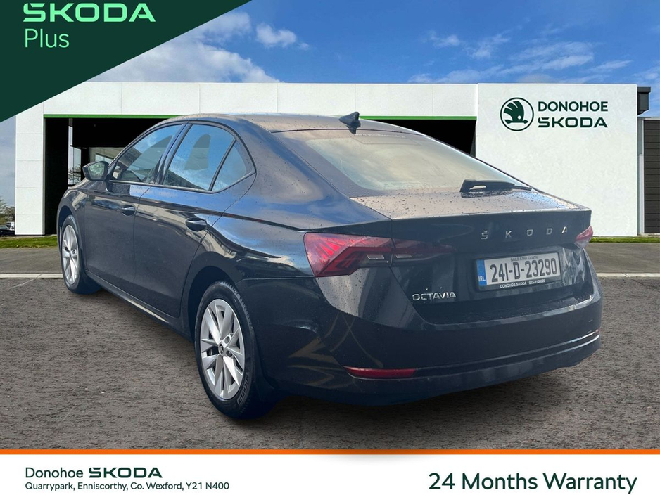 2024 Skoda Octavia - image 3