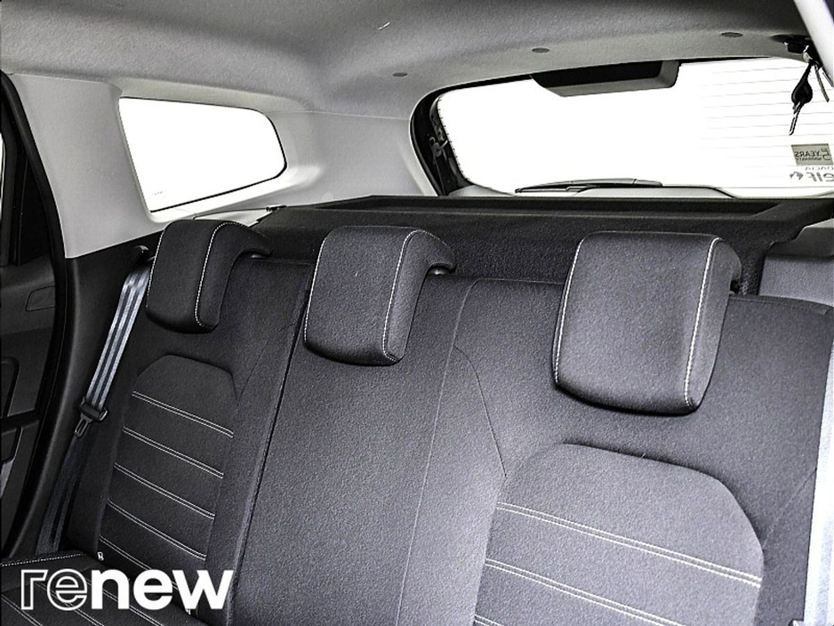 2022 Dacia Duster - image 21