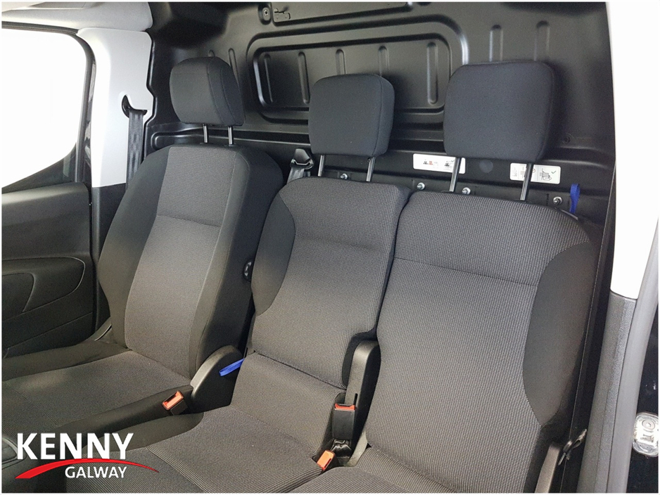 2024 Peugeot Partner - image 11