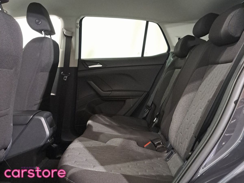 2024 Volkswagen T-Cross - image 10