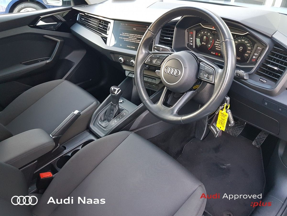 2022 Audi A1 - image 9