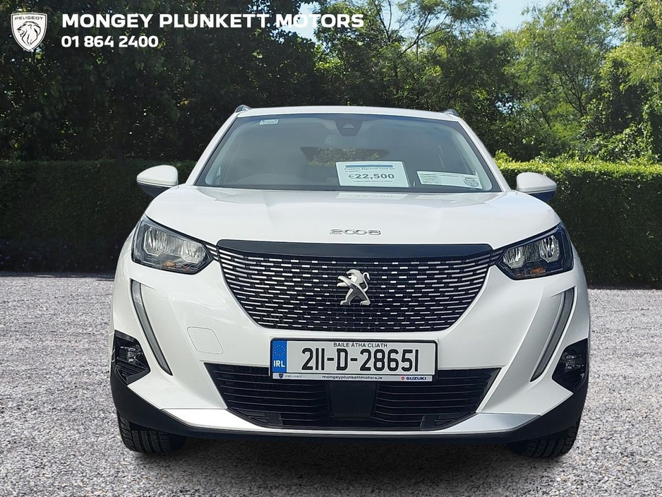 2021 Peugeot 2008 - image 2