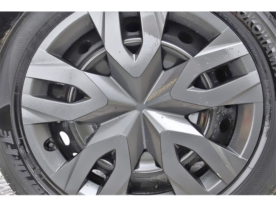 2023 Toyota Prius 1.8 SELF CHARGING HYBRID *REVERSE CAM*PARK SENSORS* €31,690