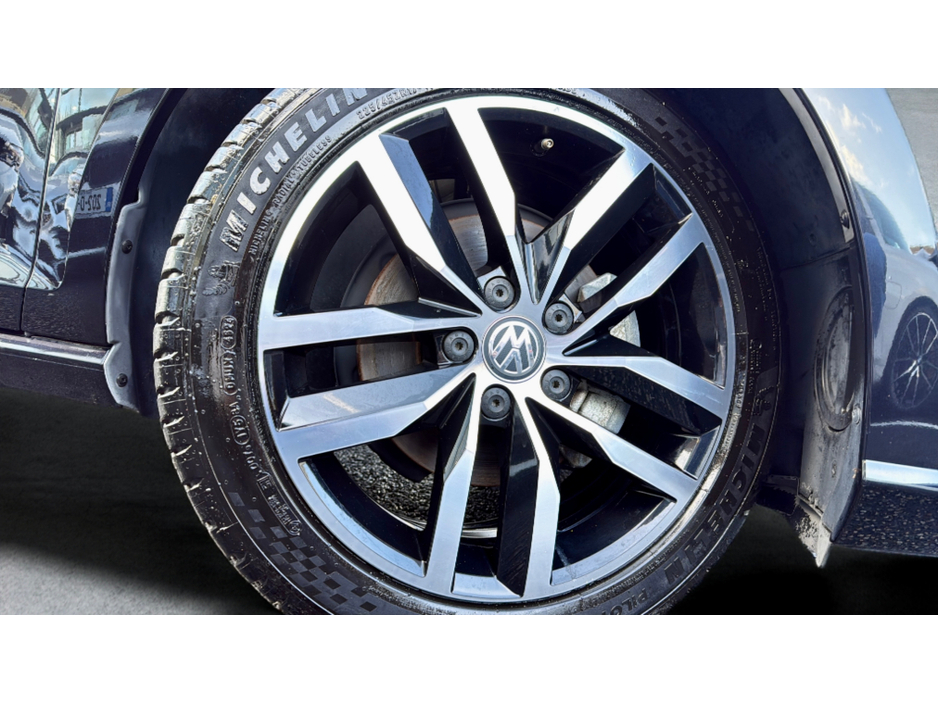 2018 Volkswagen Golf HIGHLINE 1.4TSI MK7.5 *32,000KM*AS NEW €21,900