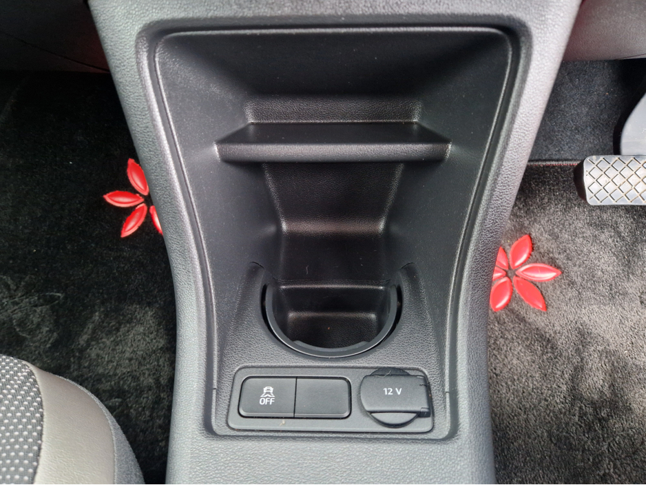 2014 Volkswagen up! HIGHLINE 1.0 PETROL AUTOMATIC 5DR €7,950