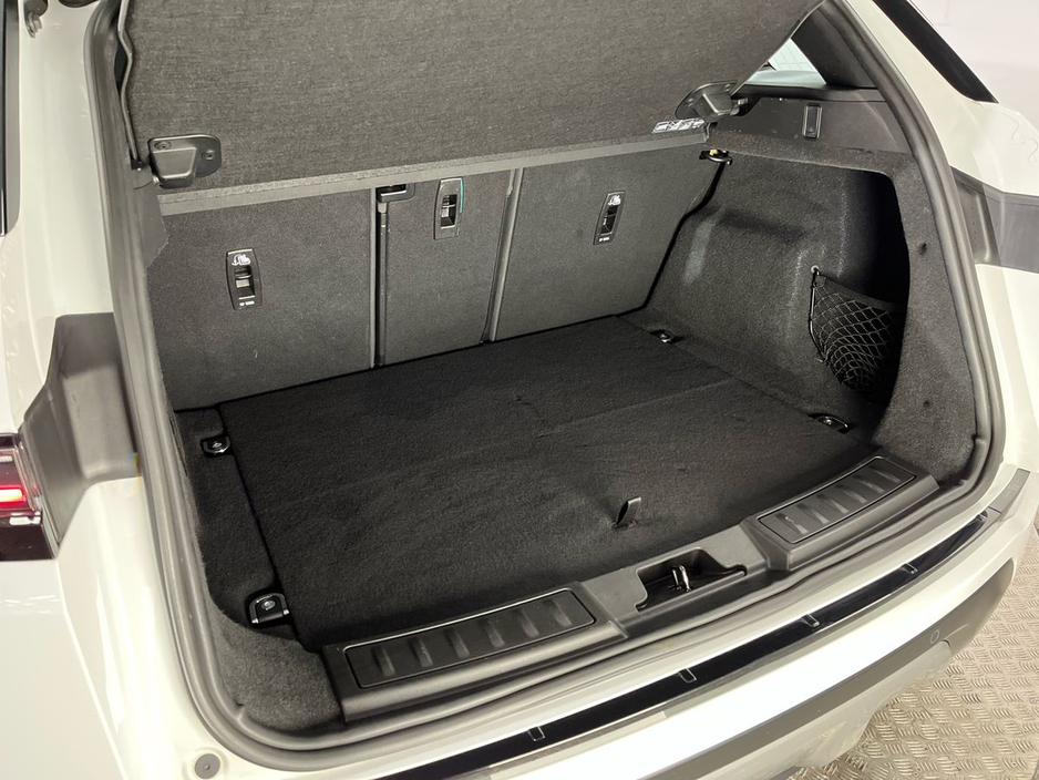 2024 Land Rover Range Rover Evoque - image 12