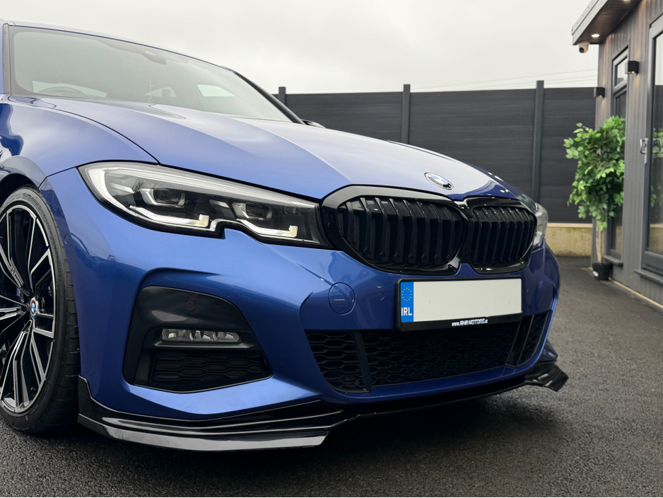 2020 BMW 3 Series - image 13