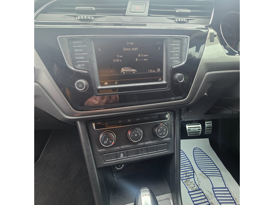 2016 Volkswagen Touran 1.2 TSI 110HP Trendline €15,950