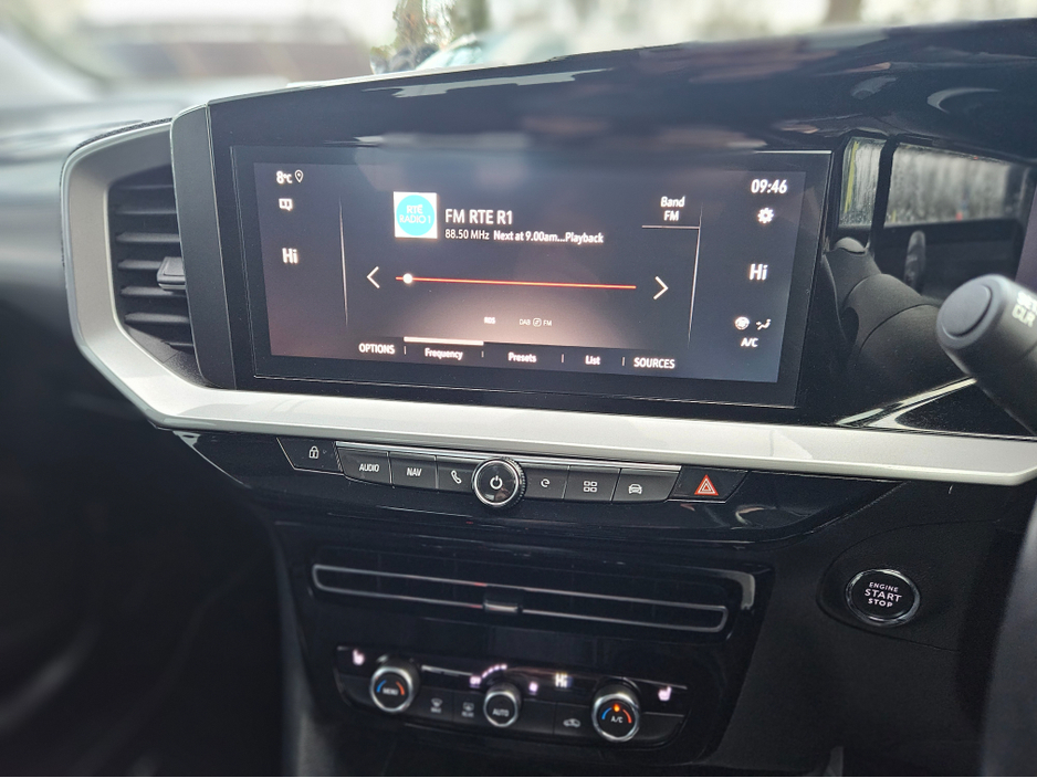 2023 Opel Mokka E ELITE 4DR €19,950