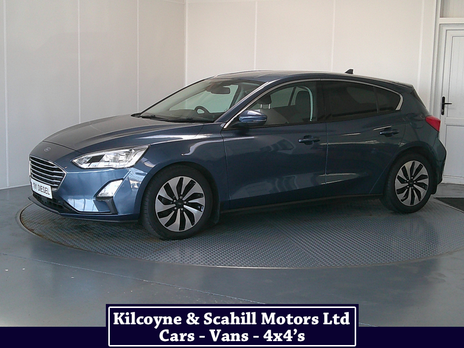 2019 Ford Focus - image 3