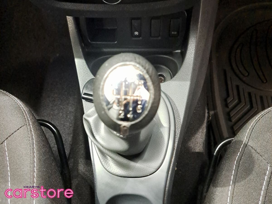 2016 Dacia Duster - image 16