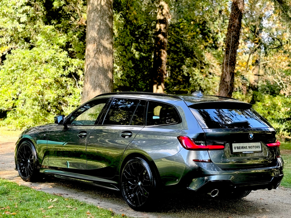 2020 BMW 3 Series - image 14