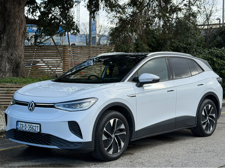 2023 Volkswagen ID.4 - image 2