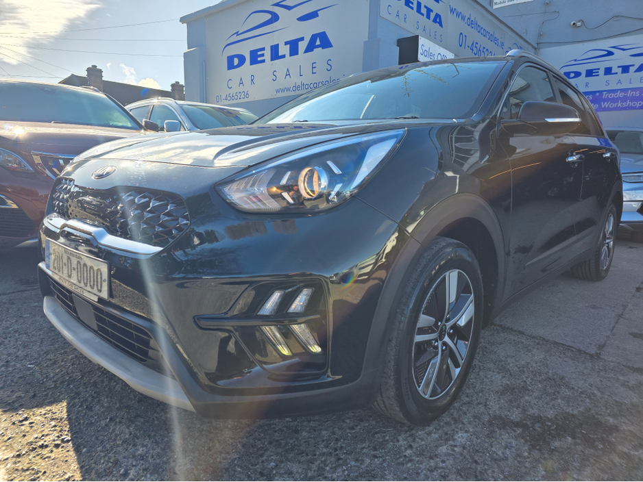 2020 Kia Niro - image 2