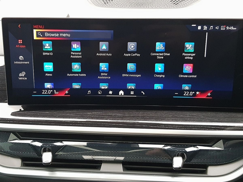 2025 BMW X5 - image 8