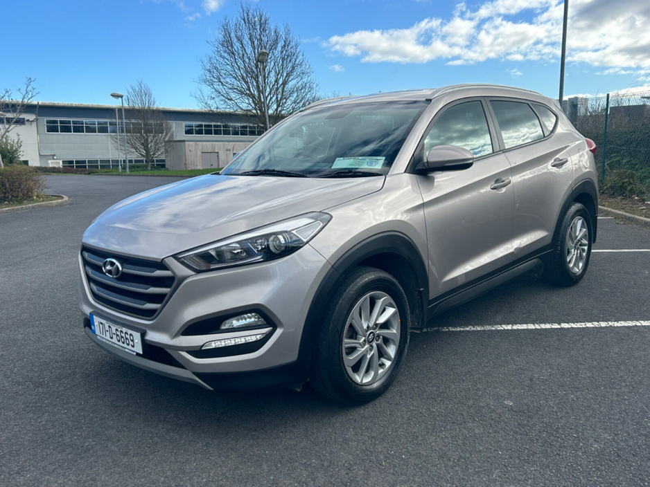 2017 Hyundai Tucson - image 3