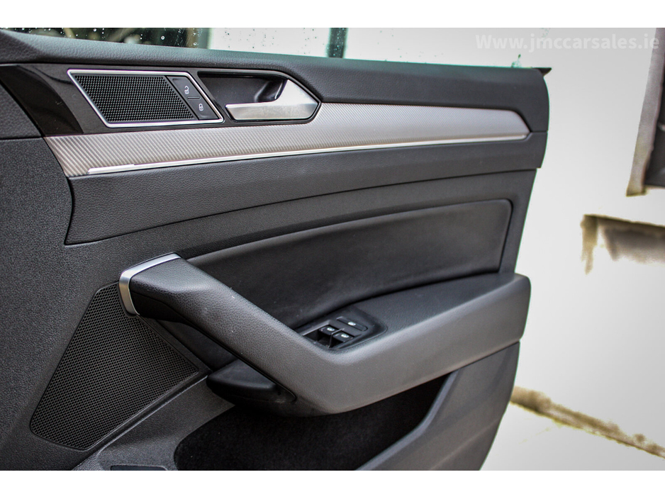 2018 Volkswagen Arteon - image 13