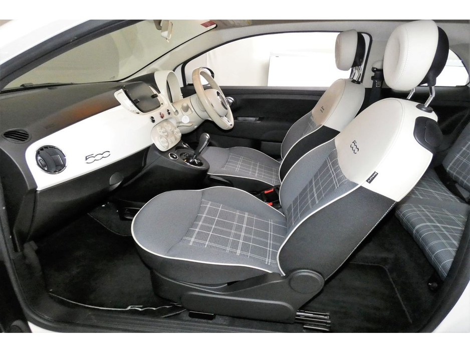 2018 Fiat 500 - image 15