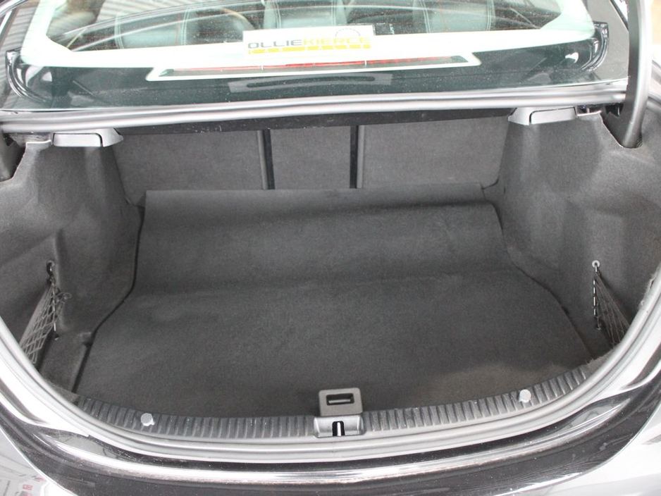 2018 Mercedes-Benz C Class - image 13