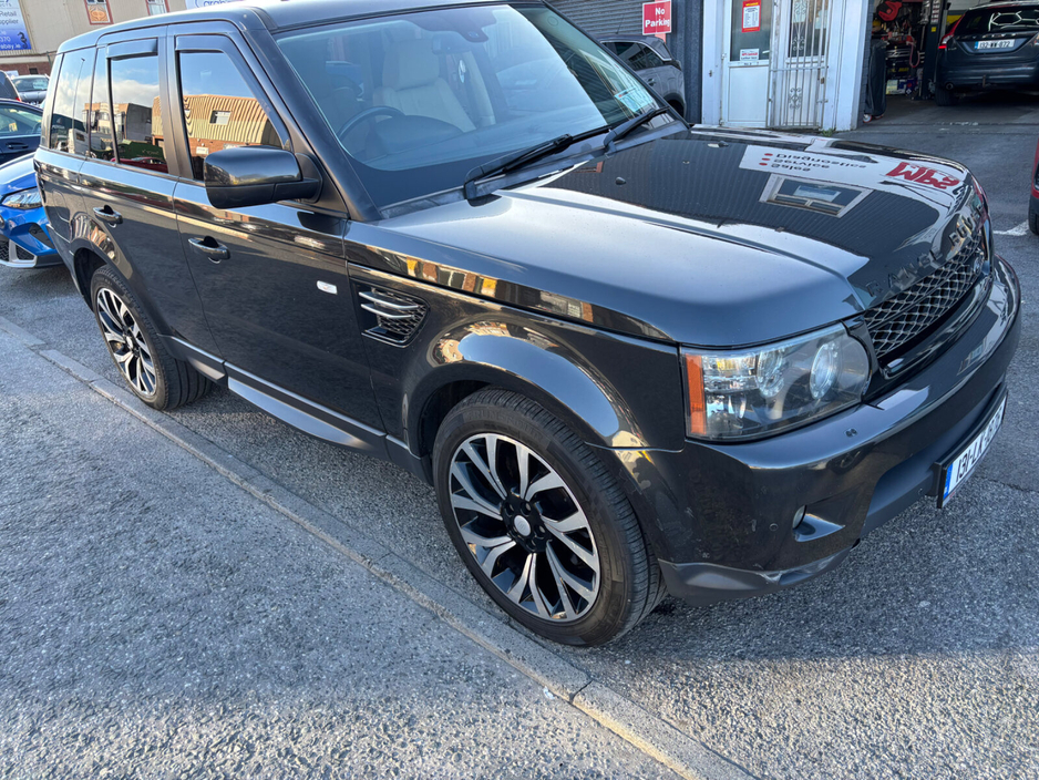 2013 Land Rover Range Rover Sport - image 9