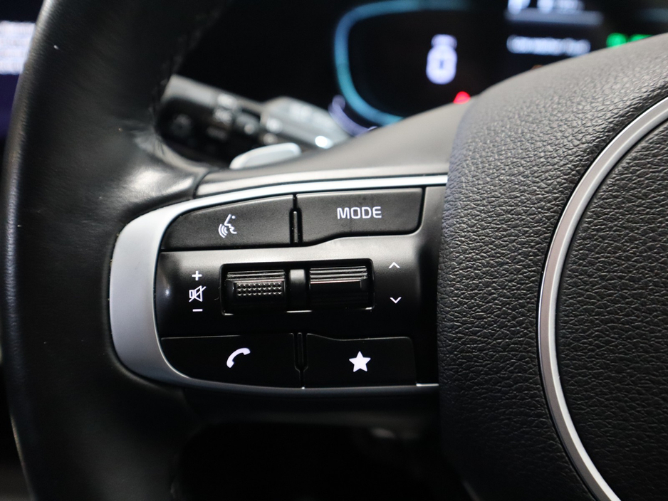 2022 Kia Sportage - image 16