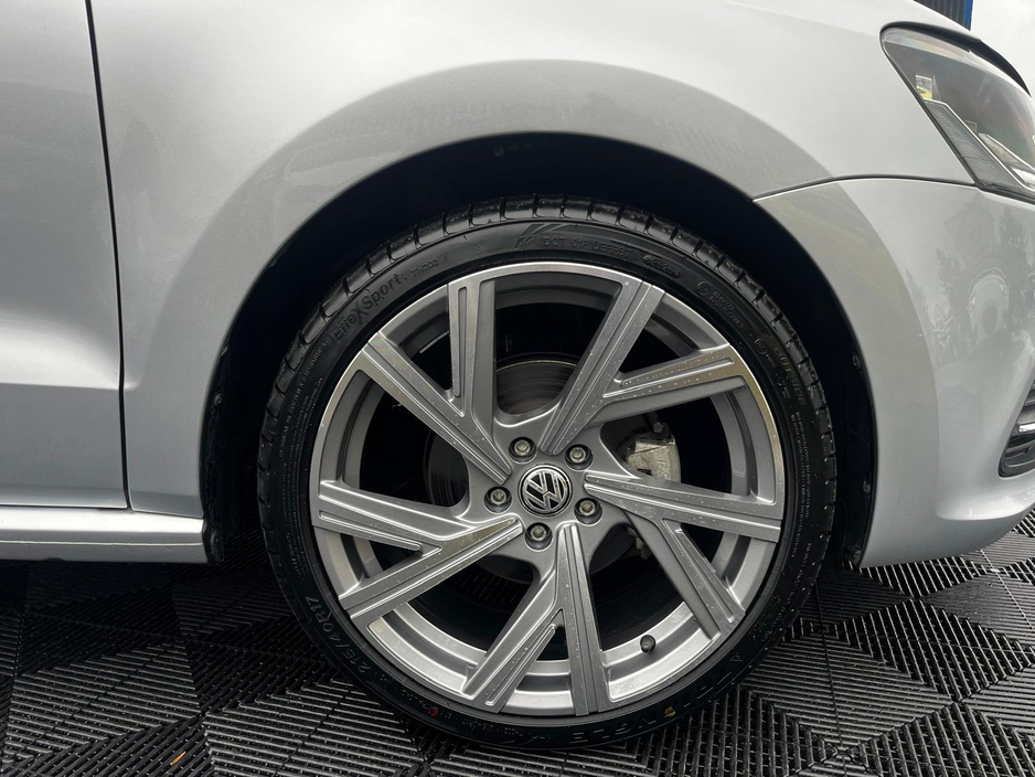 2017 Volkswagen Polo VW Polo 1.2 TSI, Petrol, auto, 17"alloys, fully loaded with spec €13,750