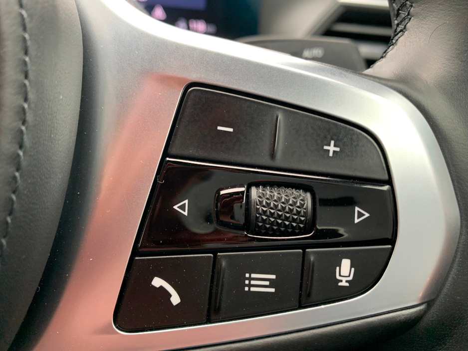 2023 BMW i4 - image 29