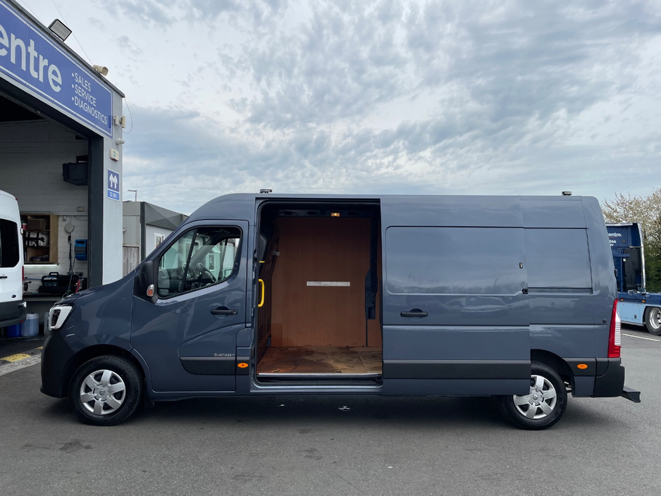 2023 Renault Master - image 12