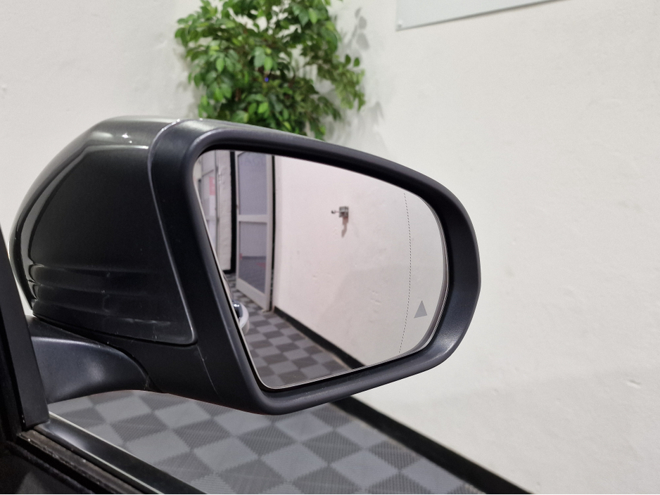 2023 Mercedes-Benz GLA Class 250E AMG LINE PREMIUM (PLUG IN HYBRID) AUTOMATIC **ONE OWNER / APPLE CARPLAY & ANDROID AUTO / BLIND SPOT ASSIST / HEATED FRONT SEATS / SAT NAV / REVERSE CAMERA / WIRELESS PHONE CHARGING** €40,900