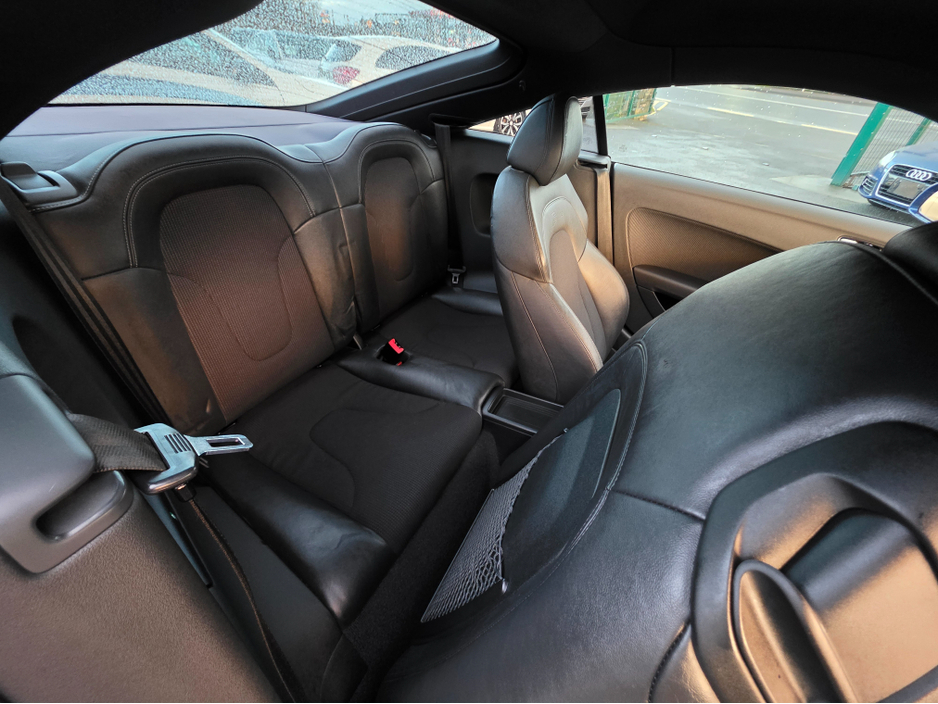 2014 Audi TT - image 2